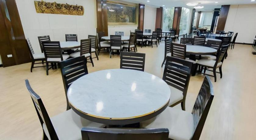 Sarita Chalet & Spa Hotel - Sha Extra Plus Haat Jomtien Eksteriør bilde