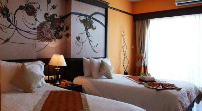 Sarita Chalet & Spa Hotel - Sha Extra Plus Haat Jomtien Eksteriør bilde